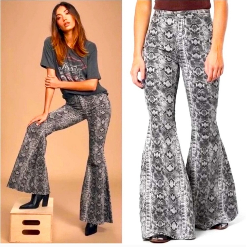 Free People | Just Float On Flare Jeans Snake Print High Waisted Size 25 - Picture 1 of 5